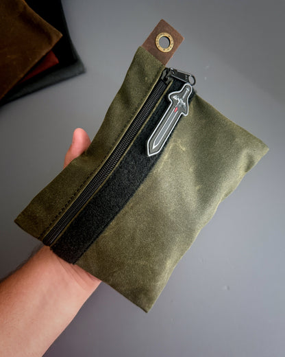 ALPINE WAXED CANVAS FLAT-LAY POUCH - MEDIUM (MULTIPLE COLORS)