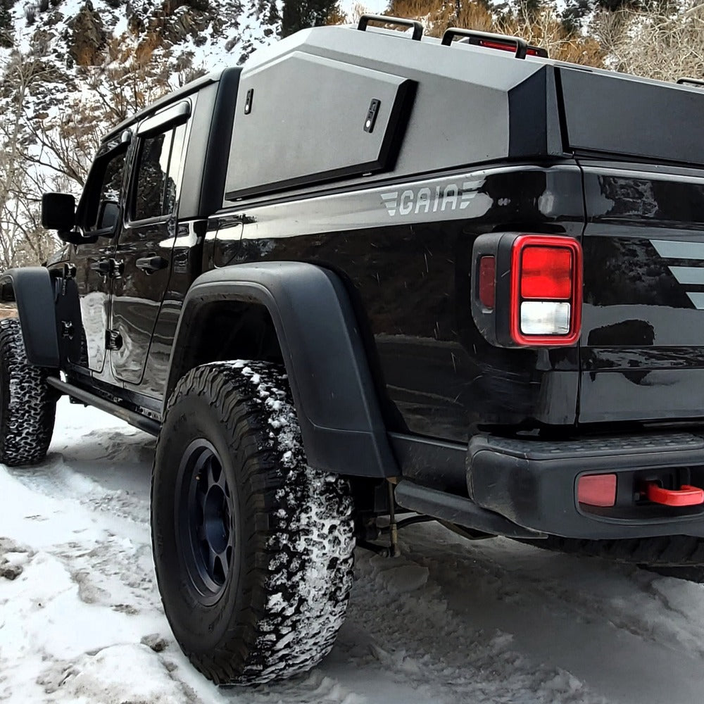 GAIA Shadow Top Jeep Gladiator Camper Shell - Fastback Truck Cap