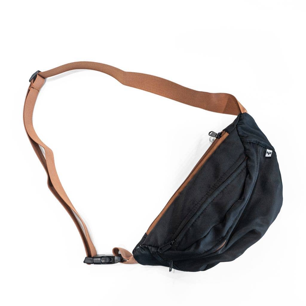 The Montana Scene - Belt Bag - Black