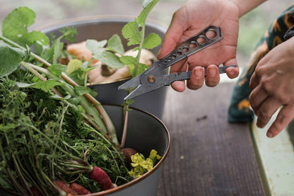 Barebones - Herb Harvest + Strip Tool