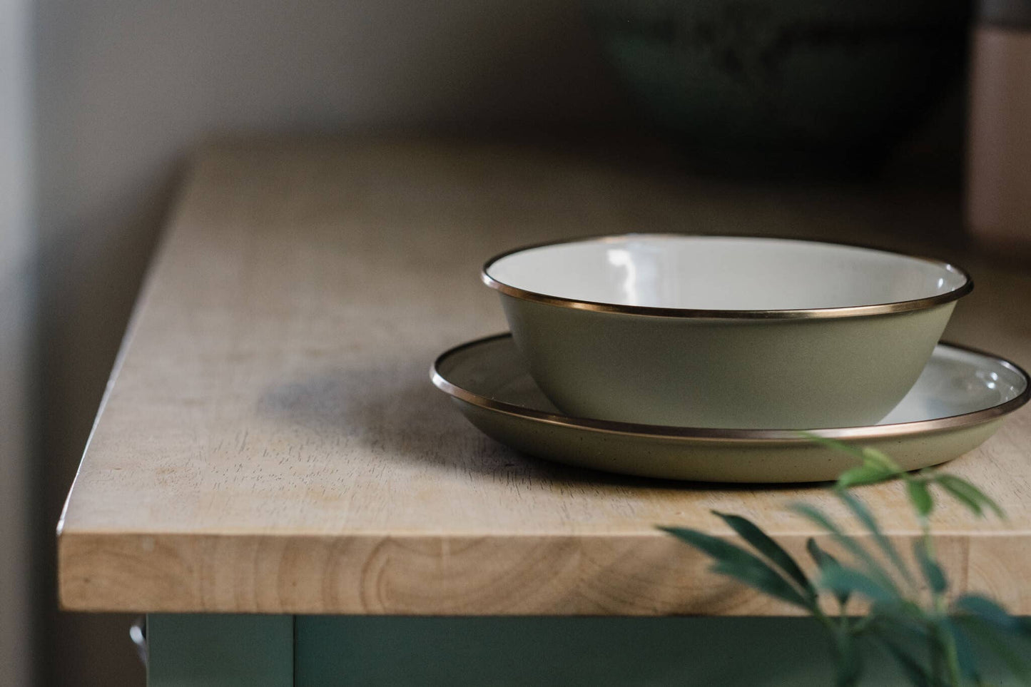 Barebones - Enamel 2-Tone Bowl Set
