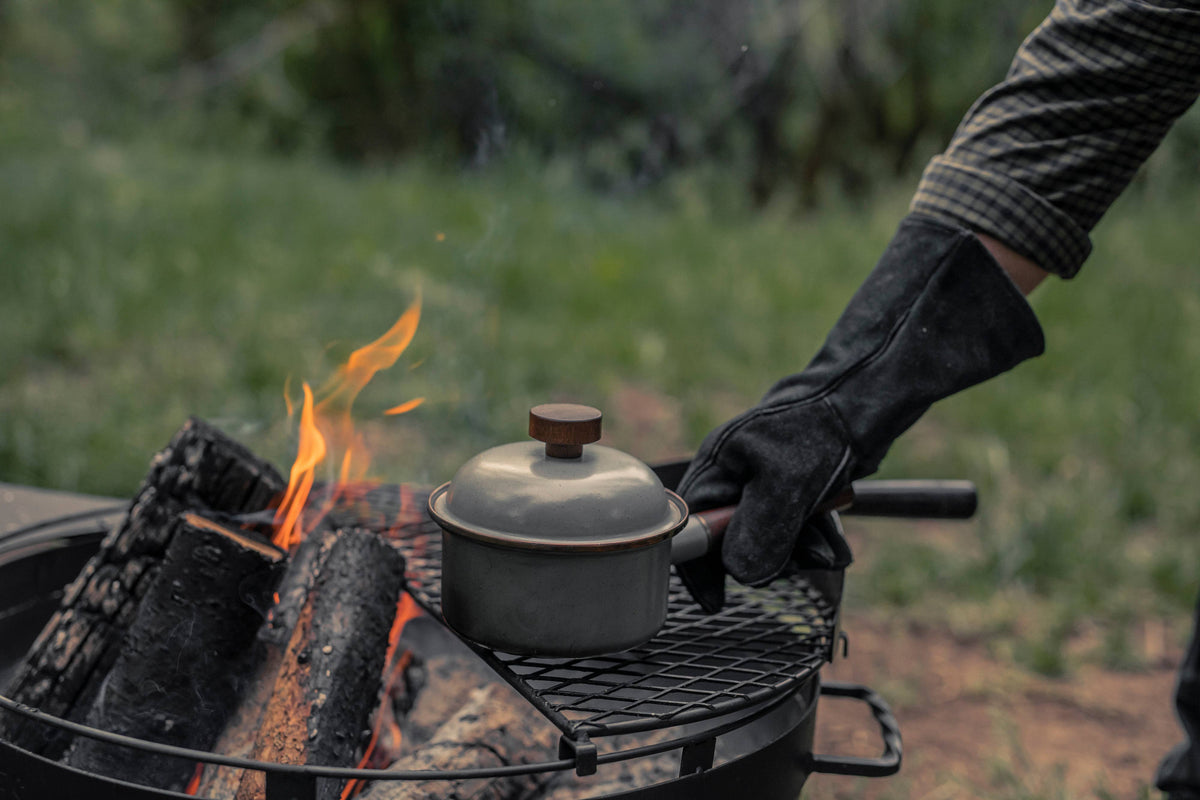 Barebones - Enamel Saucepan