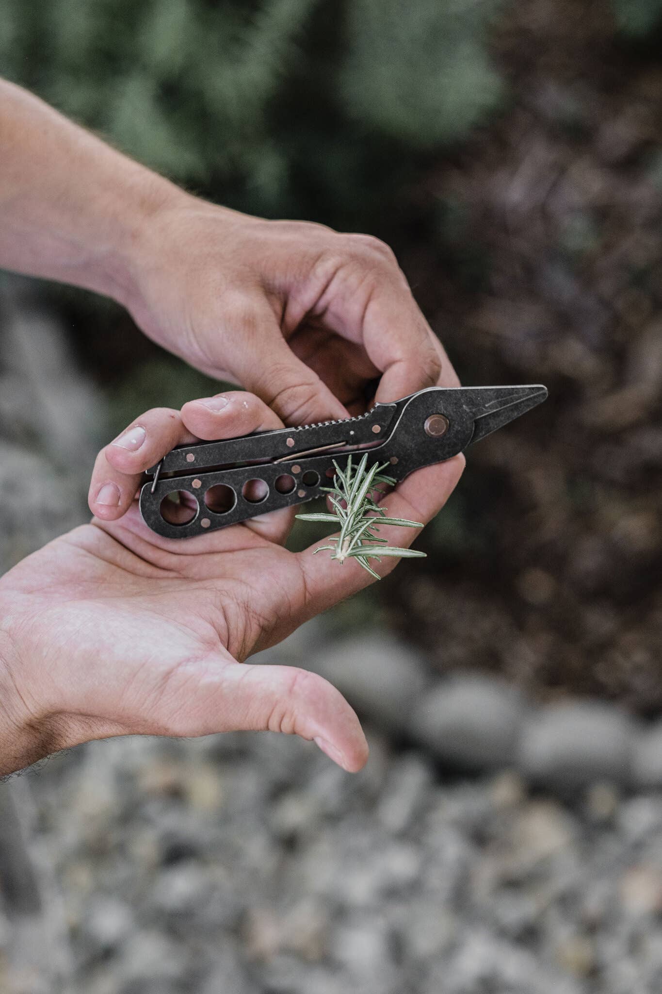 Barebones - Herb Harvest + Strip Tool