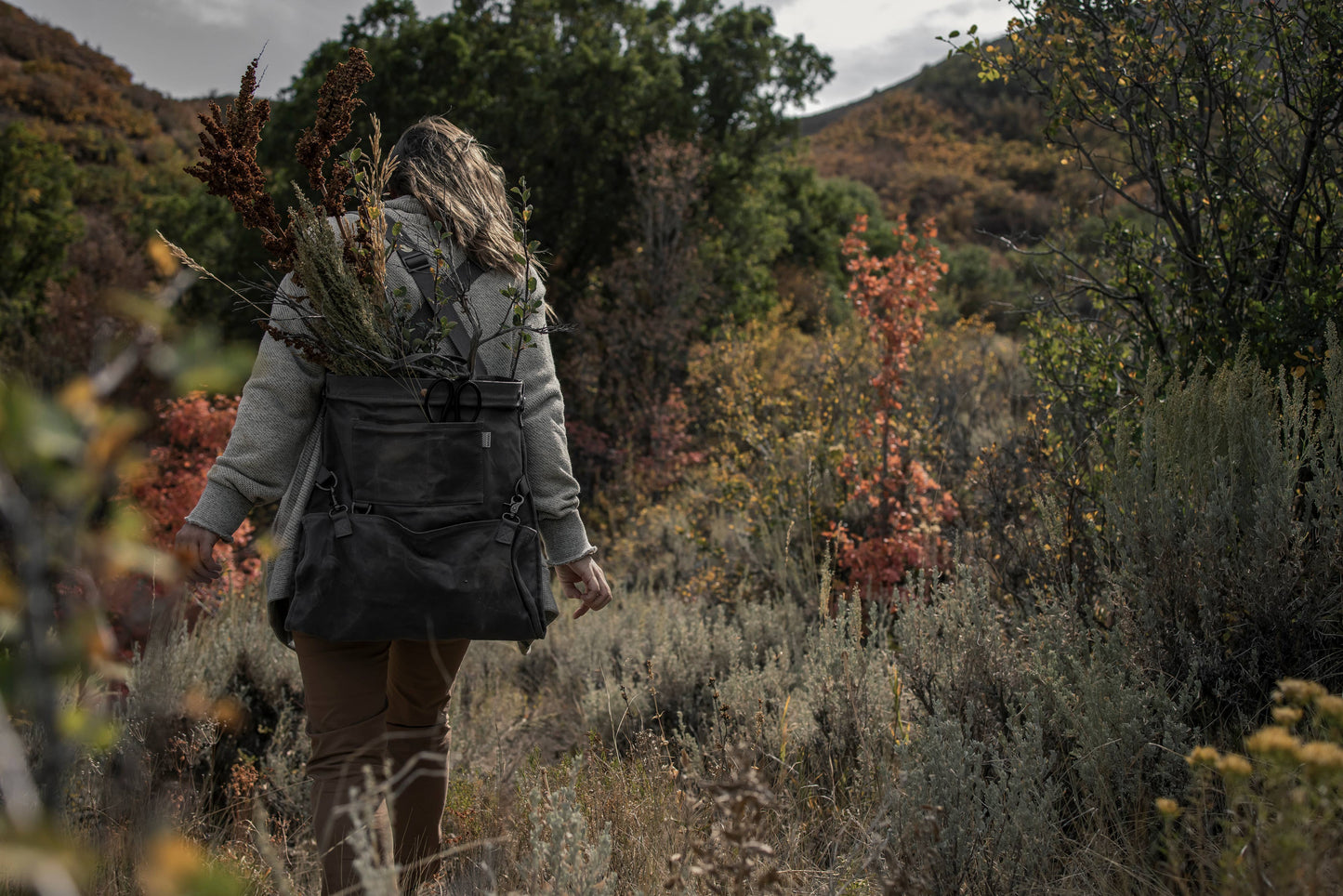 Barebones - Harvesting & Gathering Bag- Waxed Canvas